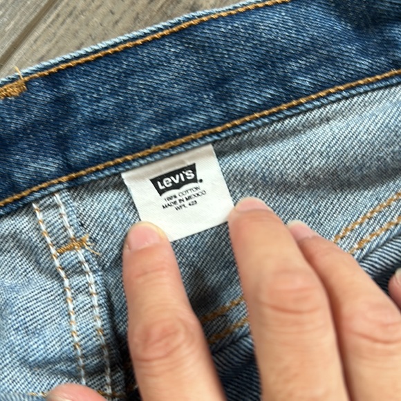 Vintage Levi 501 - Picture 4 of 9